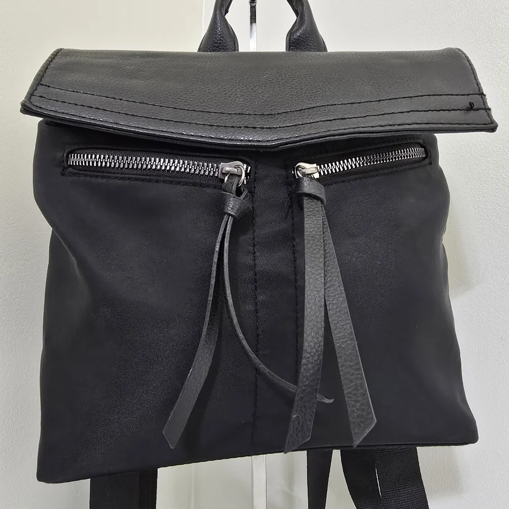 BOTKIER New York Mini Trigger Backpack Purse Faux Leather‎ Black Travel